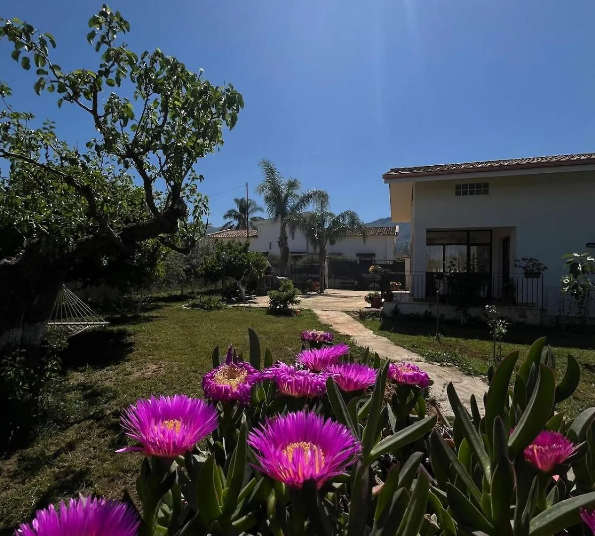 Holiday home Il Giardino Del Sole Villa Villagrazia Di Carini Italy
