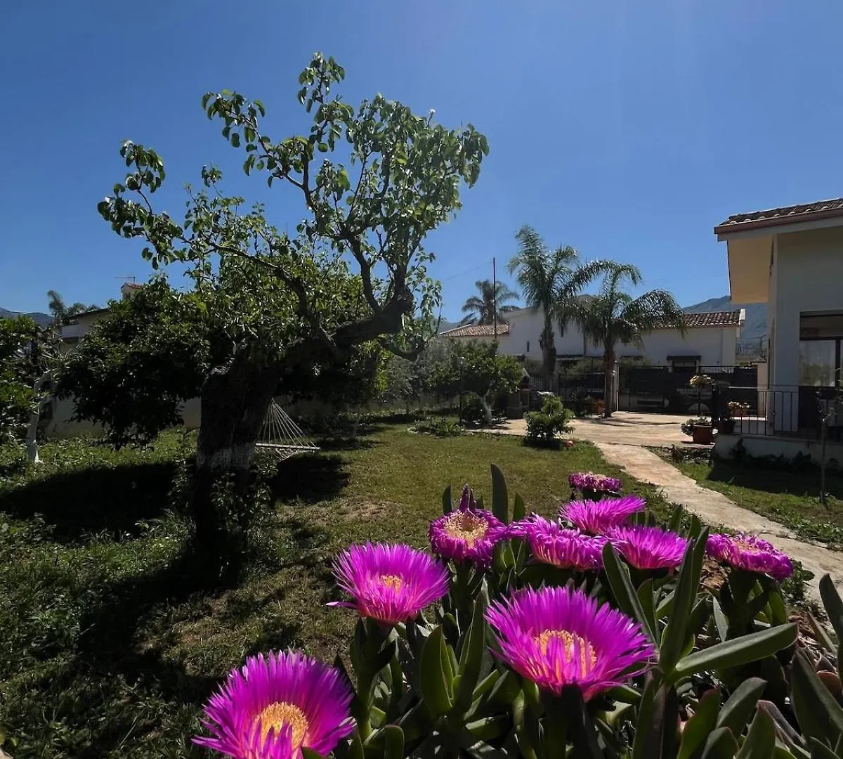 Holiday home Il Giardino Del Sole Villa Villagrazia Di Carini